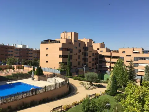 Piso en Avenida de los Quiñones, 2