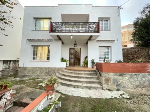 Casa en Carrer d'Agustí Santacruz