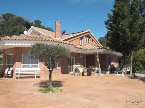 Casa en Carrer del Regassol del Pit-roig