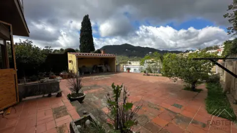 Casa en Carrer d'Agustí Santacruz