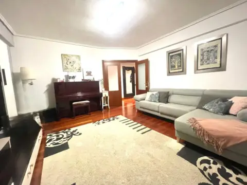 Piso en calle de Basañese