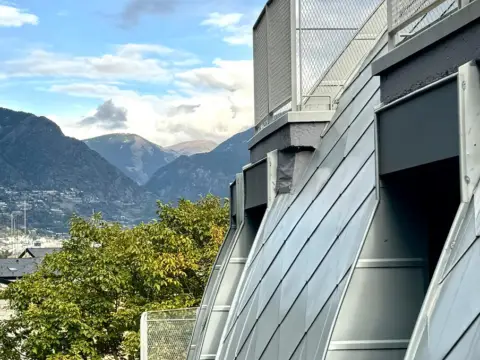 Dúplex en calle Escoles