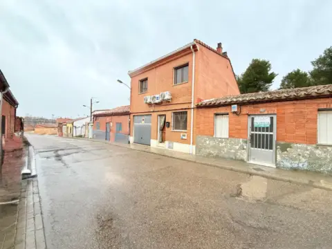 Casa en calle del Respaldo de la Mota