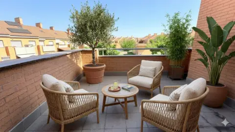 Chalet adosado en calle Sabinares Del Arlanza