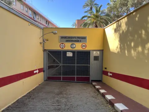 Garaje en calle Abderramán II