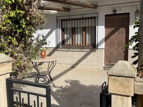 Casa en calle de Severo Ochoa