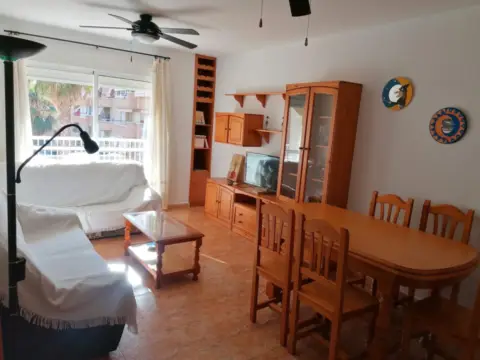 Piso en calle Urci, 8