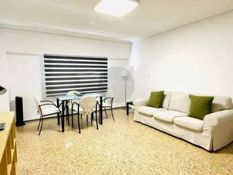 Piso en calle Benemérita Guardia CIVIL, 1