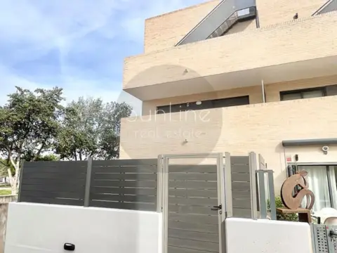 Chalet adosado en Camino Playa, nº 1