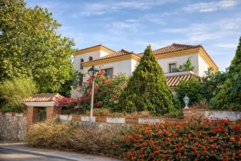 Chalet en Urbanización Alondras