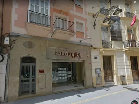 Local comercial en calle del Aire