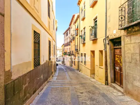 Piso en calle de los Desamparados