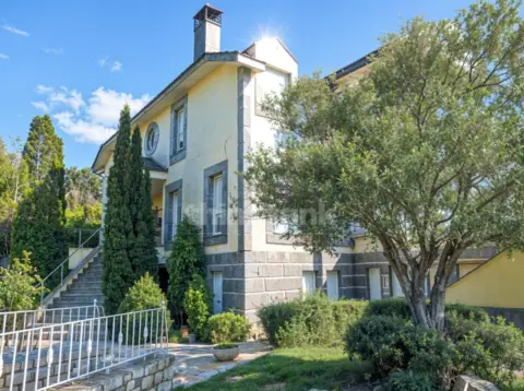 Chalet en calle de los Acebos