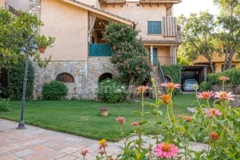 Chalet en calle de la Cañada