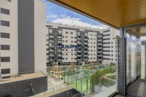 Piso en calle María de las Mercedes de Borbón