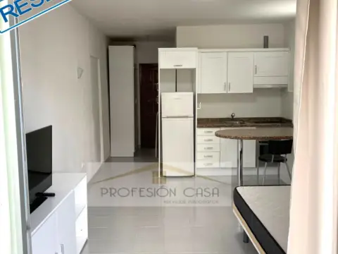 Piso en calle de Alemania, 8