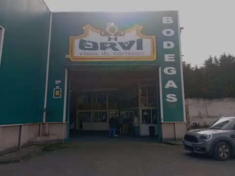 Nave industrial en Avenida de la Argentina