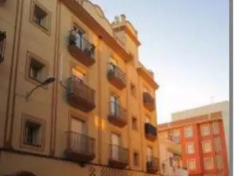 Piso en calle de Don Miguel Antolín, 17