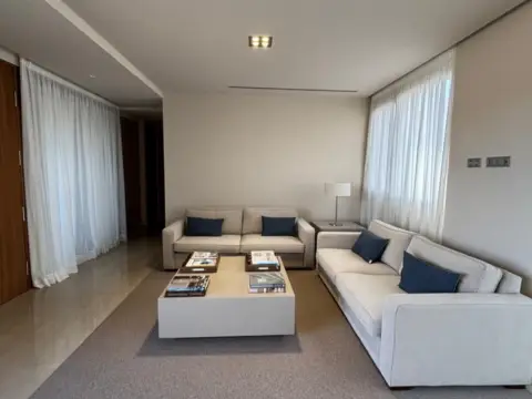 Ático en Avenida de Lucas Vega, 19