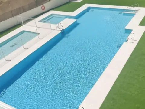 Piso en Avenida de la Bahía de Almería