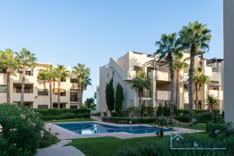 Piso en Avenida Golf