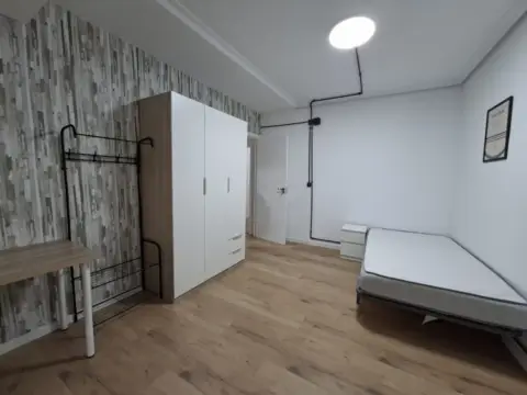 Habitación en calle Méndez Núñez