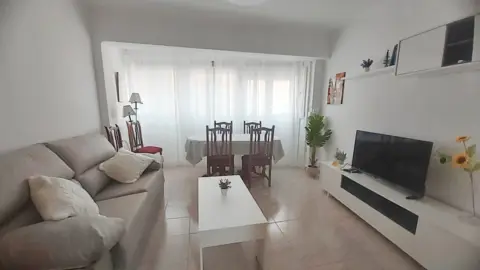 Habitación en calle del Comercio