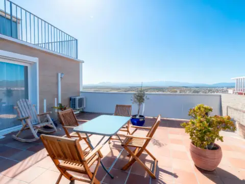 Piso – Castelló d'Empúries, Empuriabrava i entorn, Alt Empordà