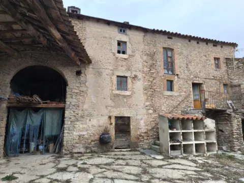 Finca rústica en calle Mestres Pintors