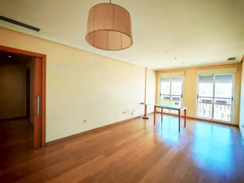 Piso en calle Parque Aparadora