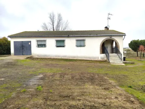 Casa en calle de la Arboleda