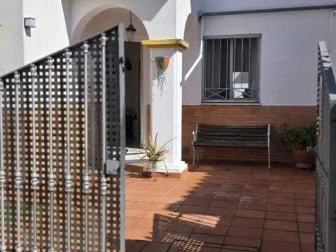 Casa en calle de Alfonso Chaves
