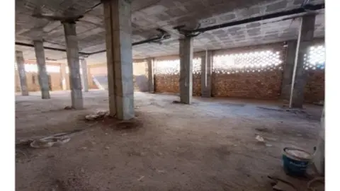 Nave comercial en Avenida José María Fernández