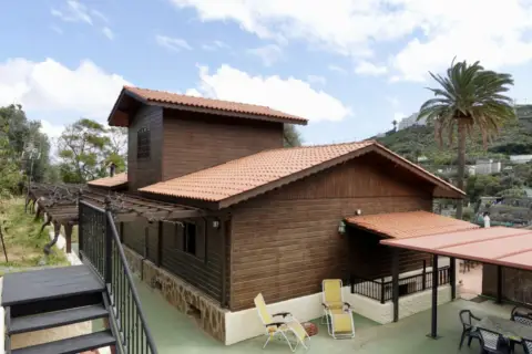 Casa en Camino Arenales, 30