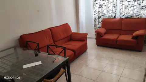 Piso en calle Lentini, 3