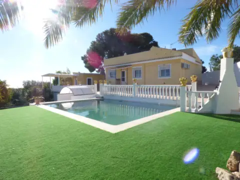 Chalet en Camino Moralet, nº 1