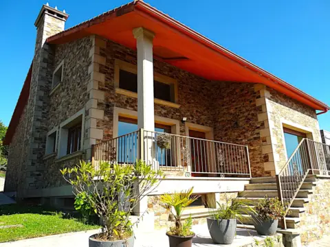 Casa en calle Vilanova