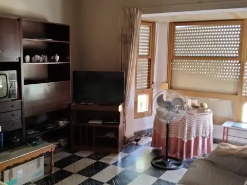 Piso en calle Pintor Guimbarda