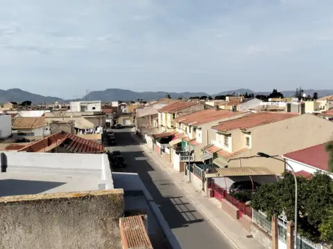 Piso en calle Pintor Guimbarda