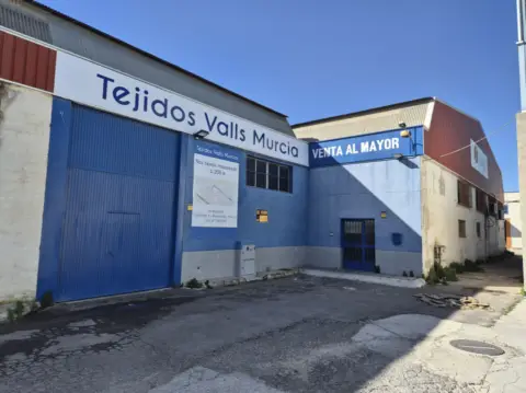Nave comercial en Avenida de Murcia