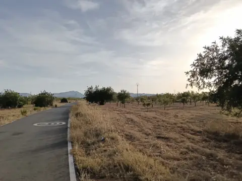 Terreno en calle Molinos Marfagones