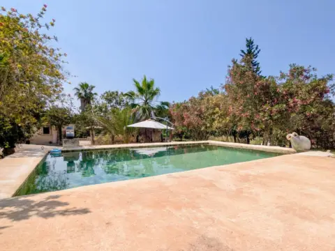 Finca rústica en Carrer de Cervantes, 22