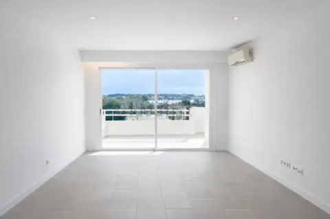 Piso en Avinguda de Pere Más i Reus, 1