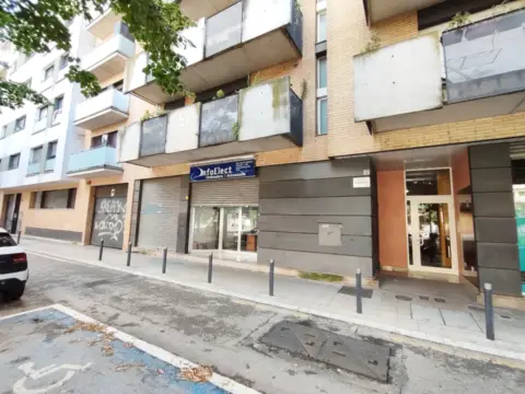 Local comercial en Passeig dels Països Catalans, 89