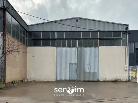 Nave industrial en Carrer de la Garrotxa, 6