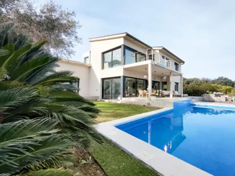 Chalet en Montfullà