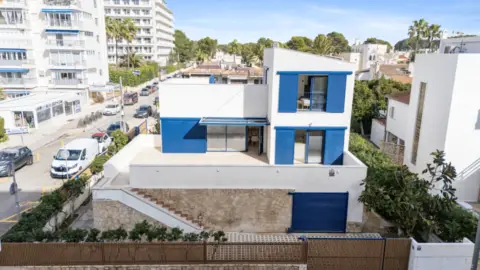 Chalet unifamiliar en Carrer Marbella