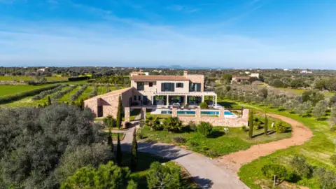 Chalet rústico en calle Es Porraset