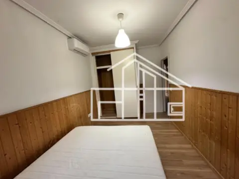 Chalet pareado en calle Antonio Mairena, 150