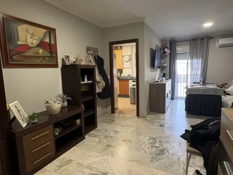 Piso en calle de Gómez de Rivera, 25